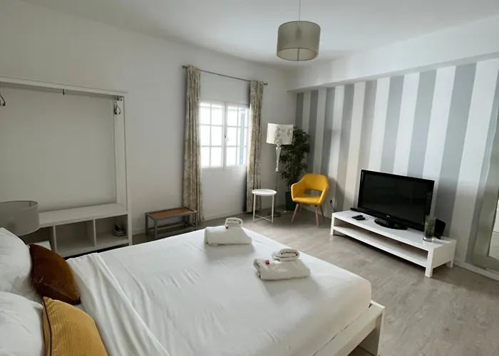 Charming Funchal Studio